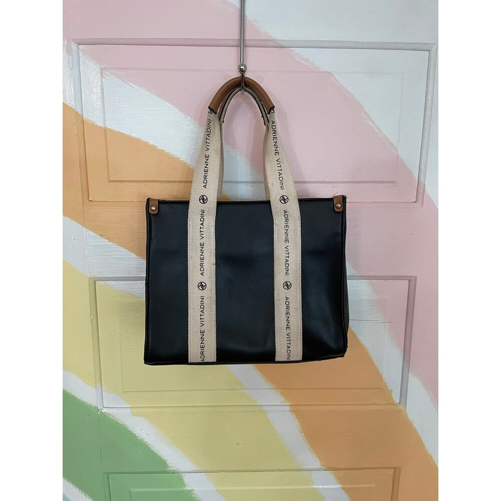 Adrienne Vittadini Montauk Tote Black Logo Strap Purse AV Charm - Picture 4 of 11